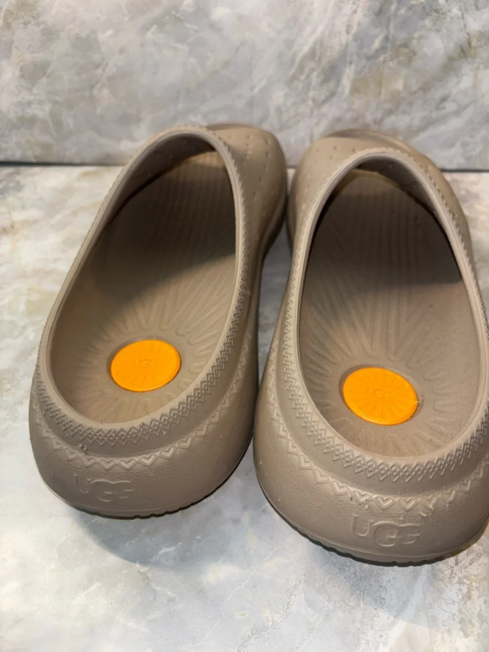 UGG Stone Beige slide it molded slip on